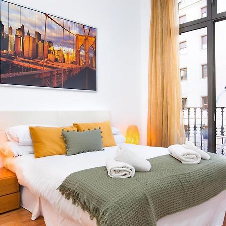 Stay U-Nique Apartments Balmes บาร์เซโลนา ภายนอก รูปภาพ