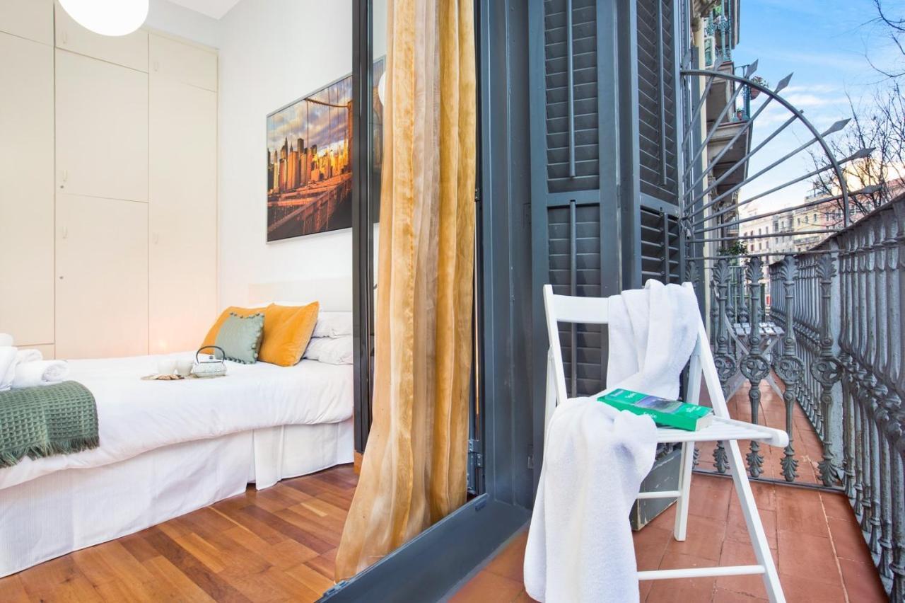 Stay U-Nique Apartments Balmes บาร์เซโลนา ภายนอก รูปภาพ