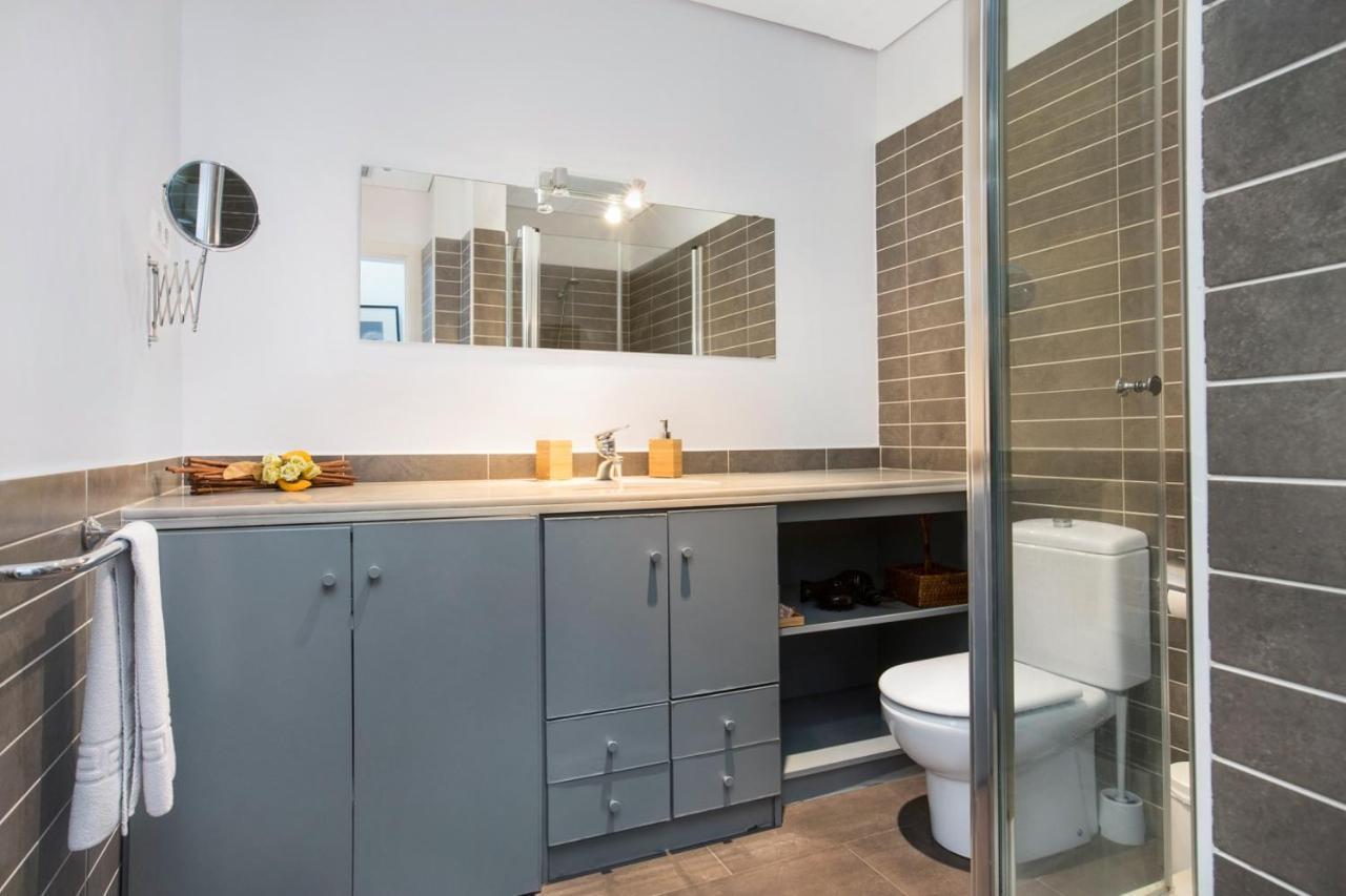 Stay U-Nique Apartments Balmes บาร์เซโลนา ภายนอก รูปภาพ